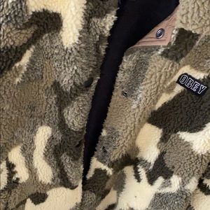 obey covert sherpa jacket